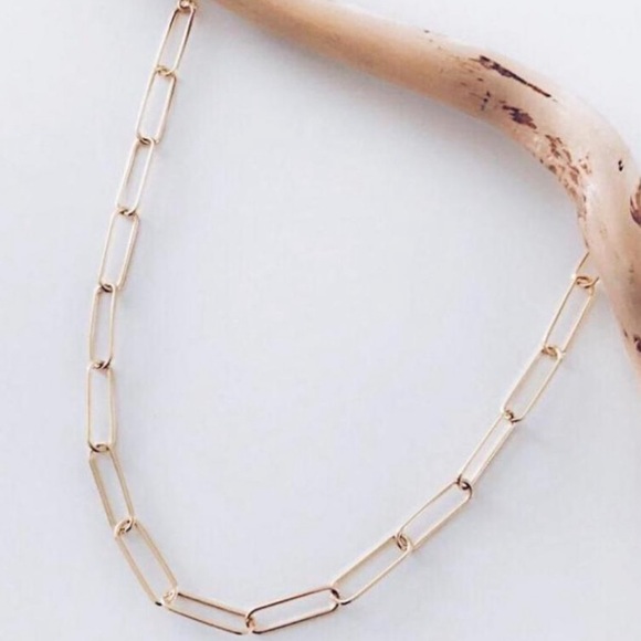 Paper Clip Chain Necklace Gold Color - Picture 2 of 3